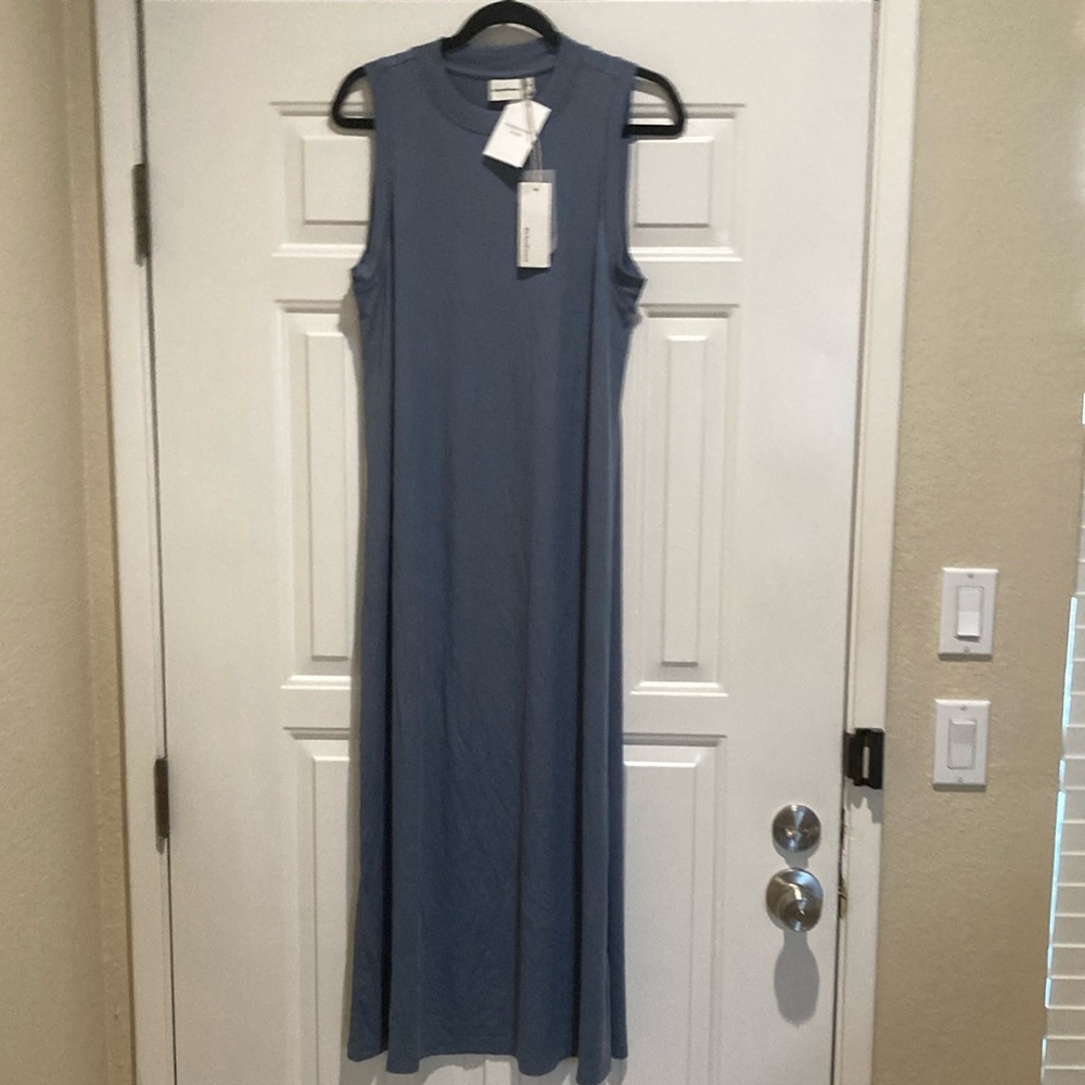 Richer Poorer blue ribbed maxi dress